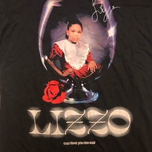 Lizzo tour T shirt